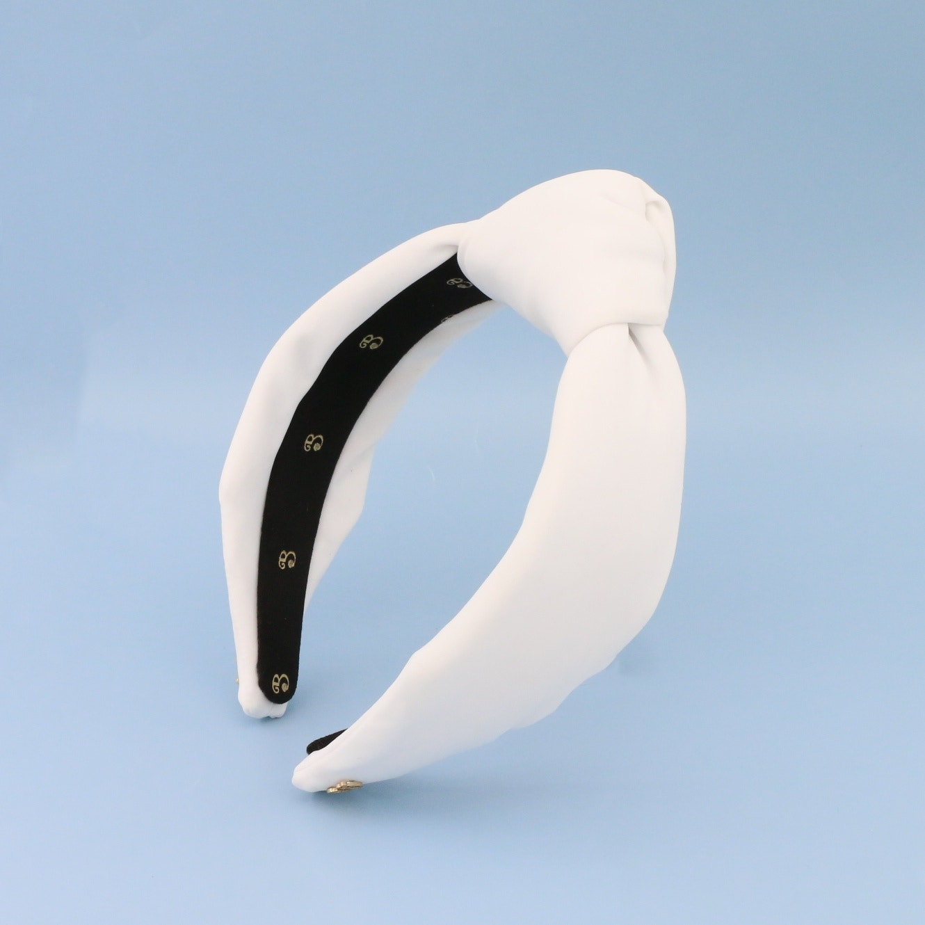 The Resort White Neoprene Topknot