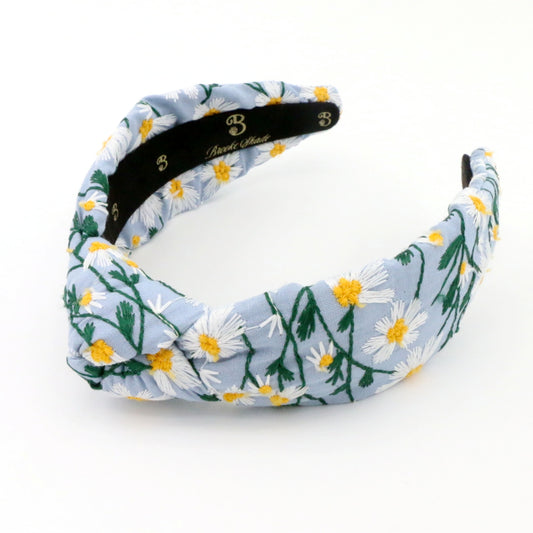 The Cloud Daisy Embroidery Topknot Headband