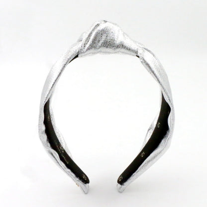 The Metallic Silver Low Knot